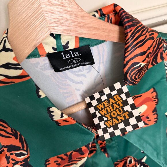 Dressed in LALA Green Tiger Print Tunic - Picture 3 of 7